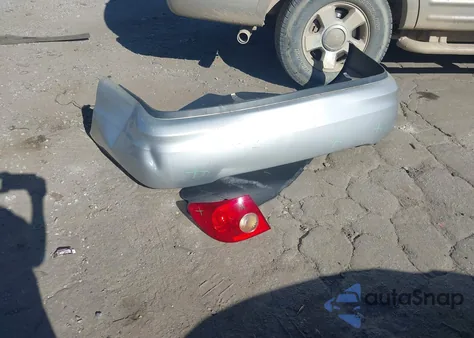 2005 Toyota Corolla Ce z USA, uszkodzony, nr VIN 1NXBR32EX5Z414018